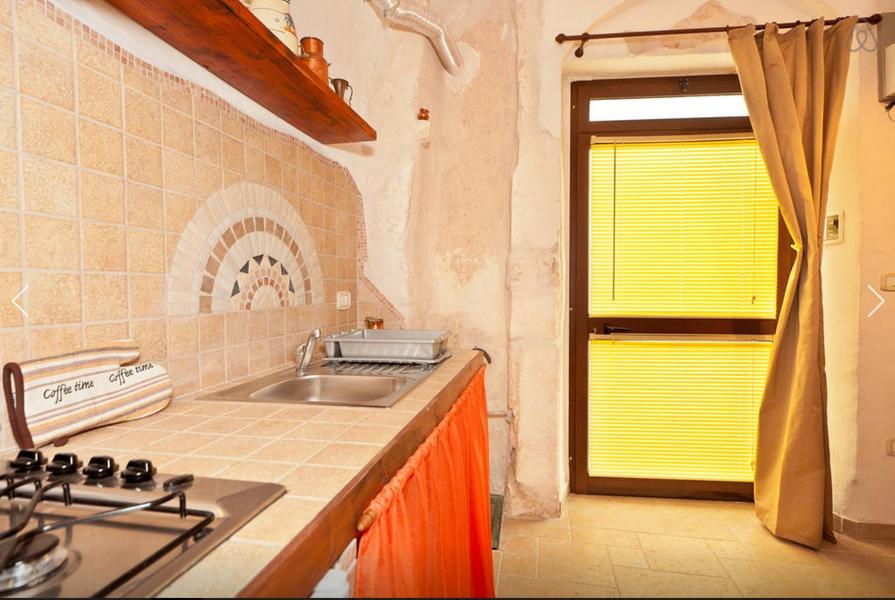 Ostunica room 6